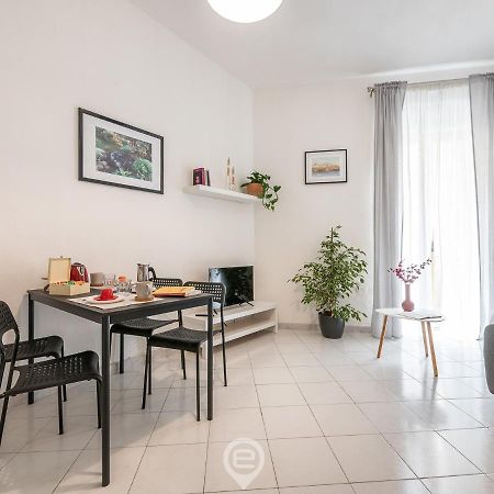 Aurora'S Apartment Каляри Екстериор снимка