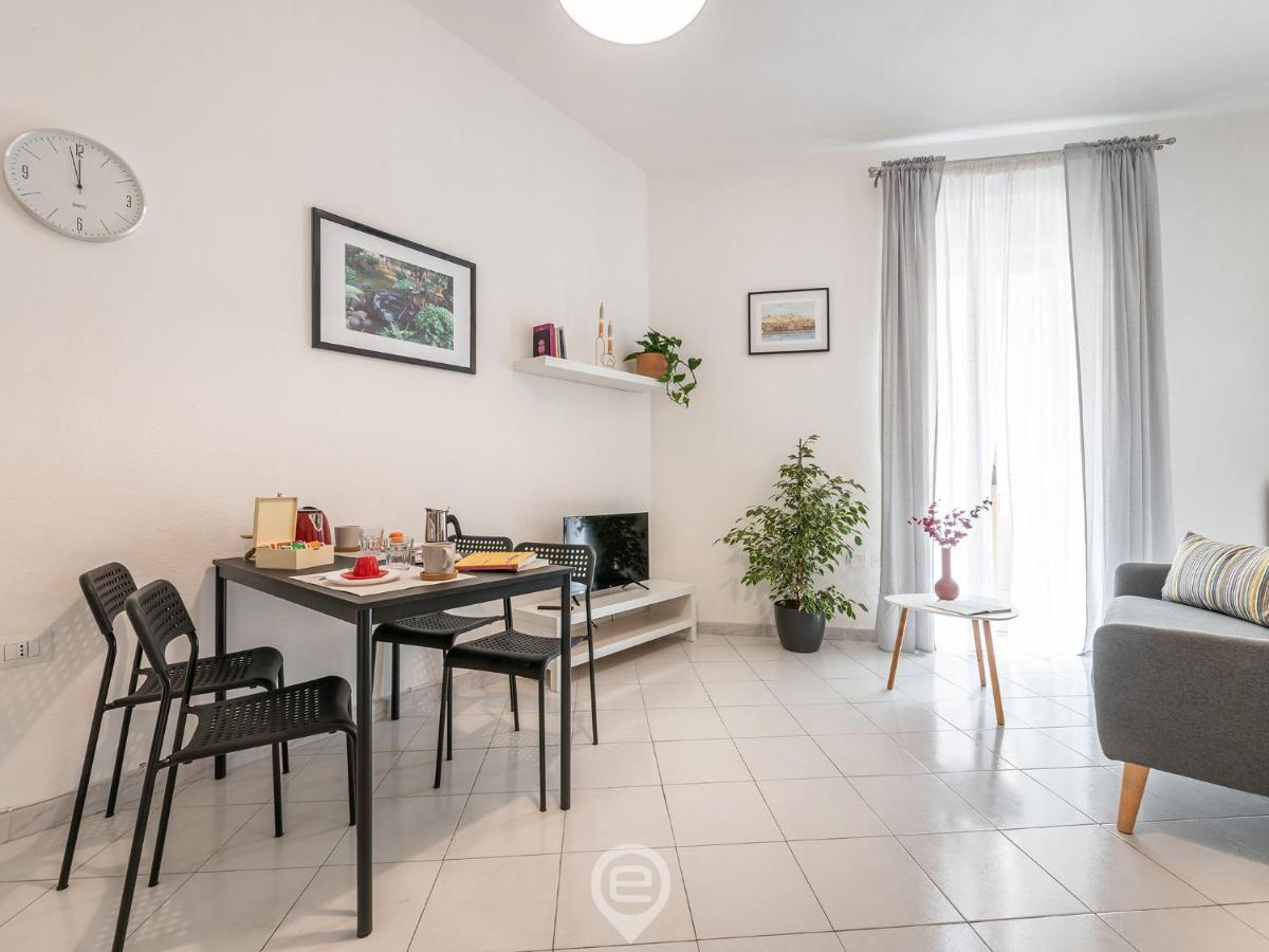 Aurora'S Apartment Каляри Екстериор снимка